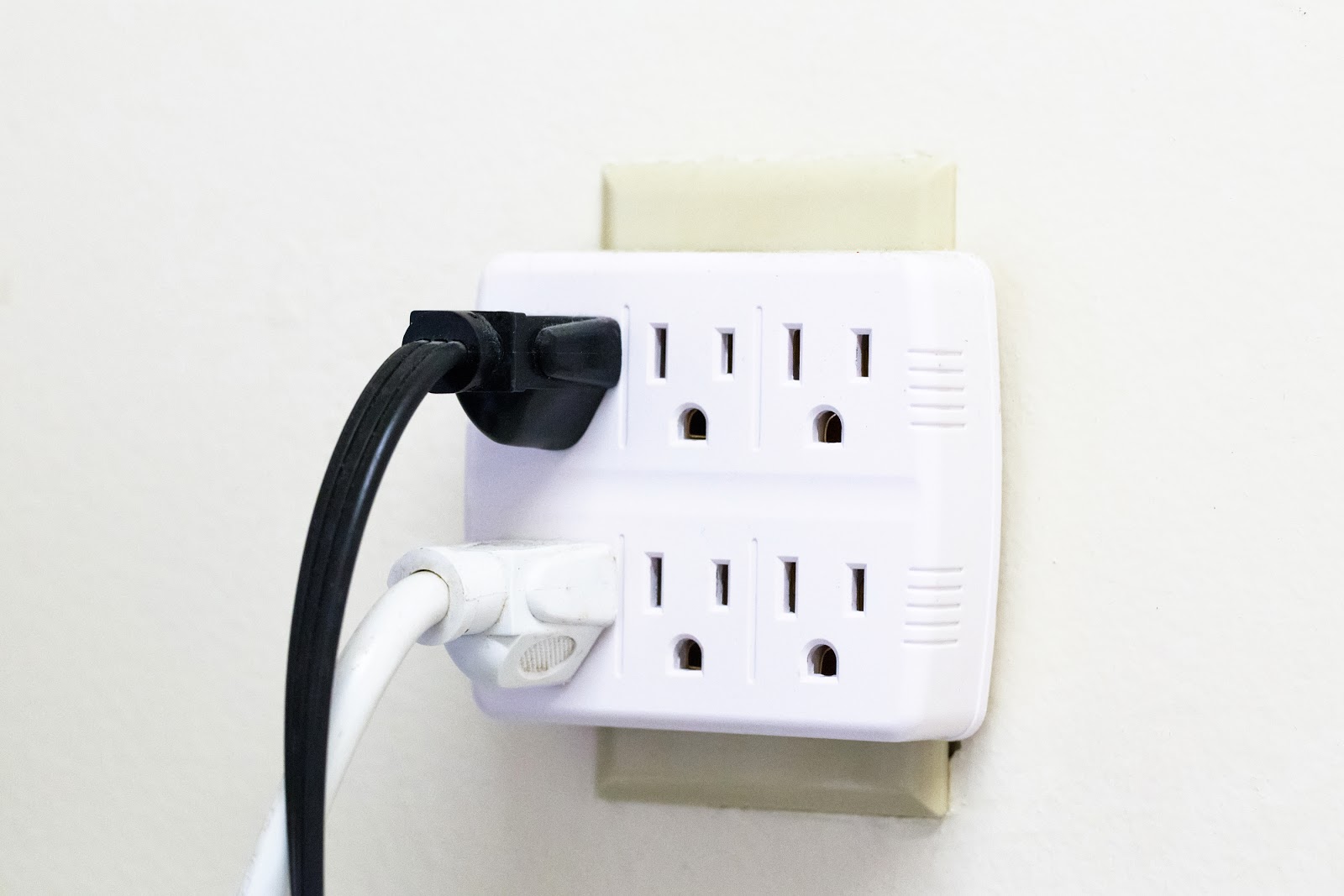 Extension Cord Wall Socket